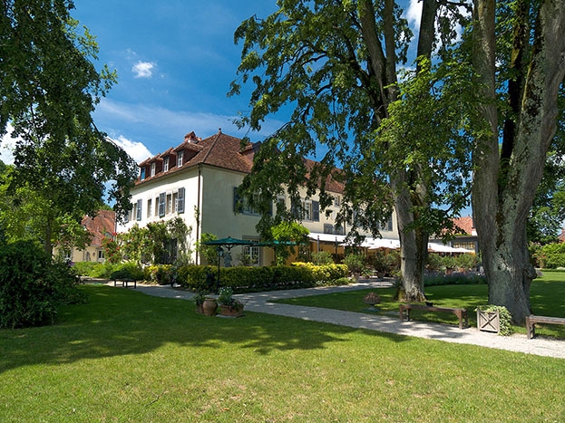 Hôtel-Restaurant – Château de Germigney****<br/>Port Lesney